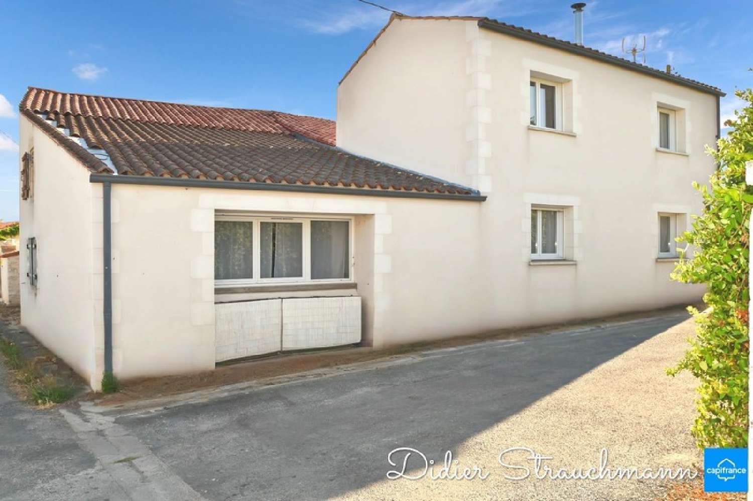  for sale village house Aigrefeuille-d'Aunis Charente-Maritime 2