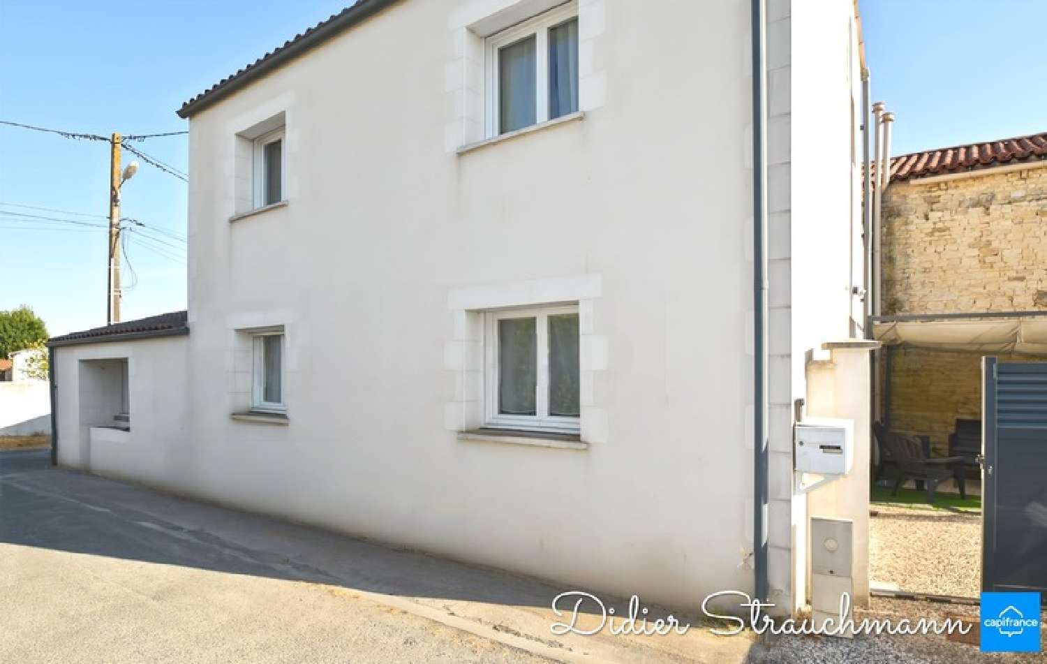  for sale village house Aigrefeuille-d'Aunis Charente-Maritime 3