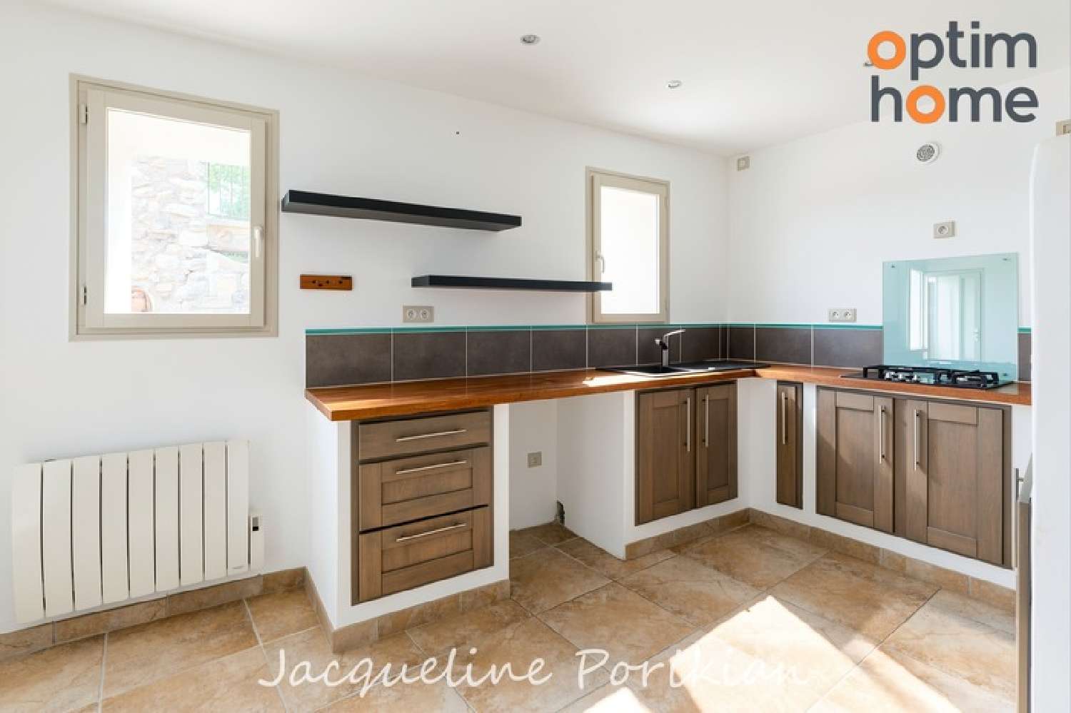 for sale village house Ansouis Vaucluse 2