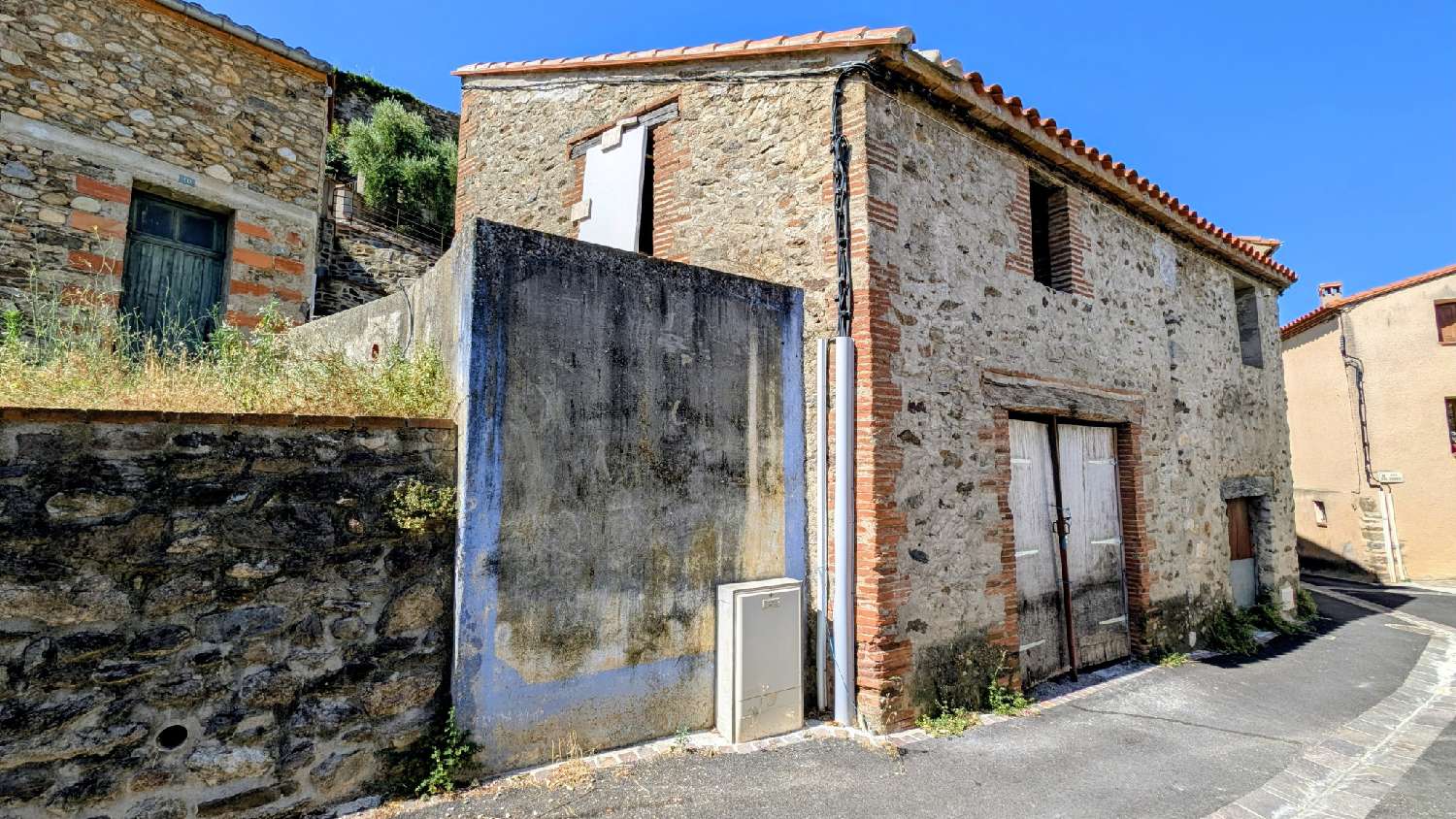 à vendre maison de village Laroque-des-Albères Pyrénées-Orientales 3