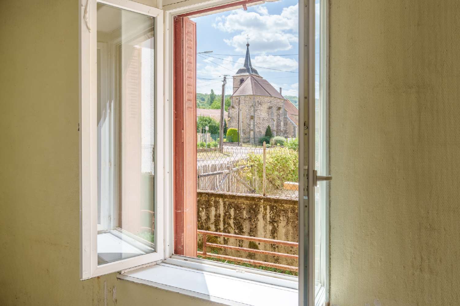 for sale village house Neuvelle-lès-Voisey Haute-Marne 2