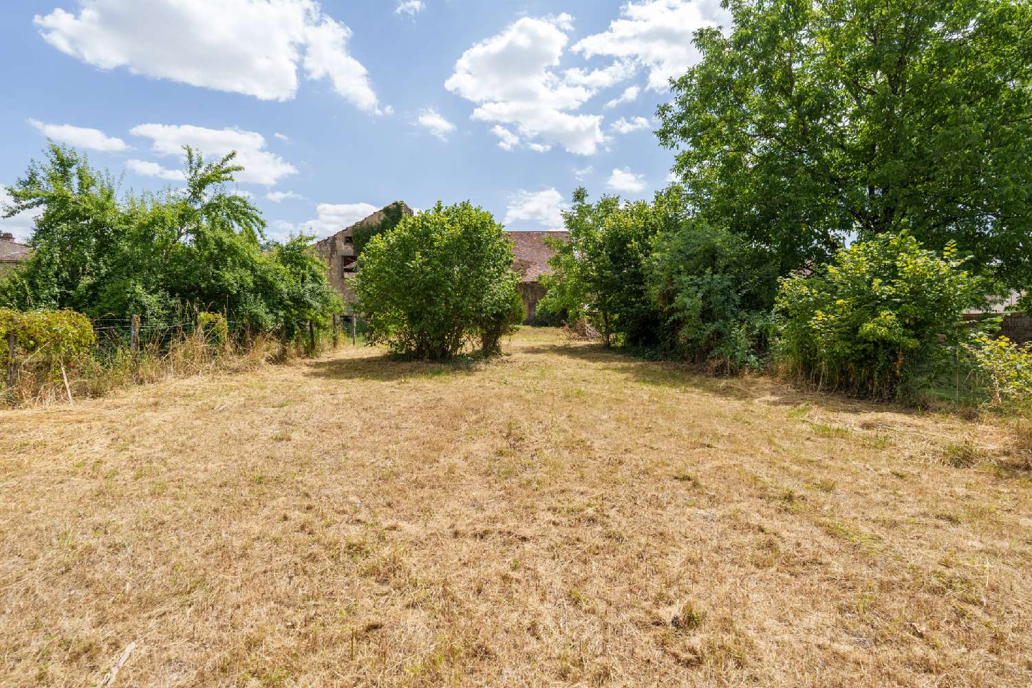 for sale village house Neuvelle-lès-Voisey Haute-Marne 3