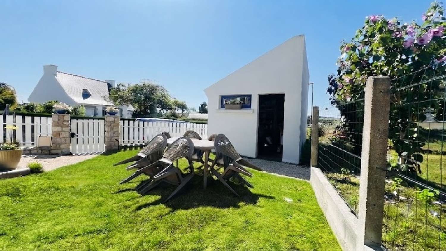 for sale village house Plomodiern Finistère 2
