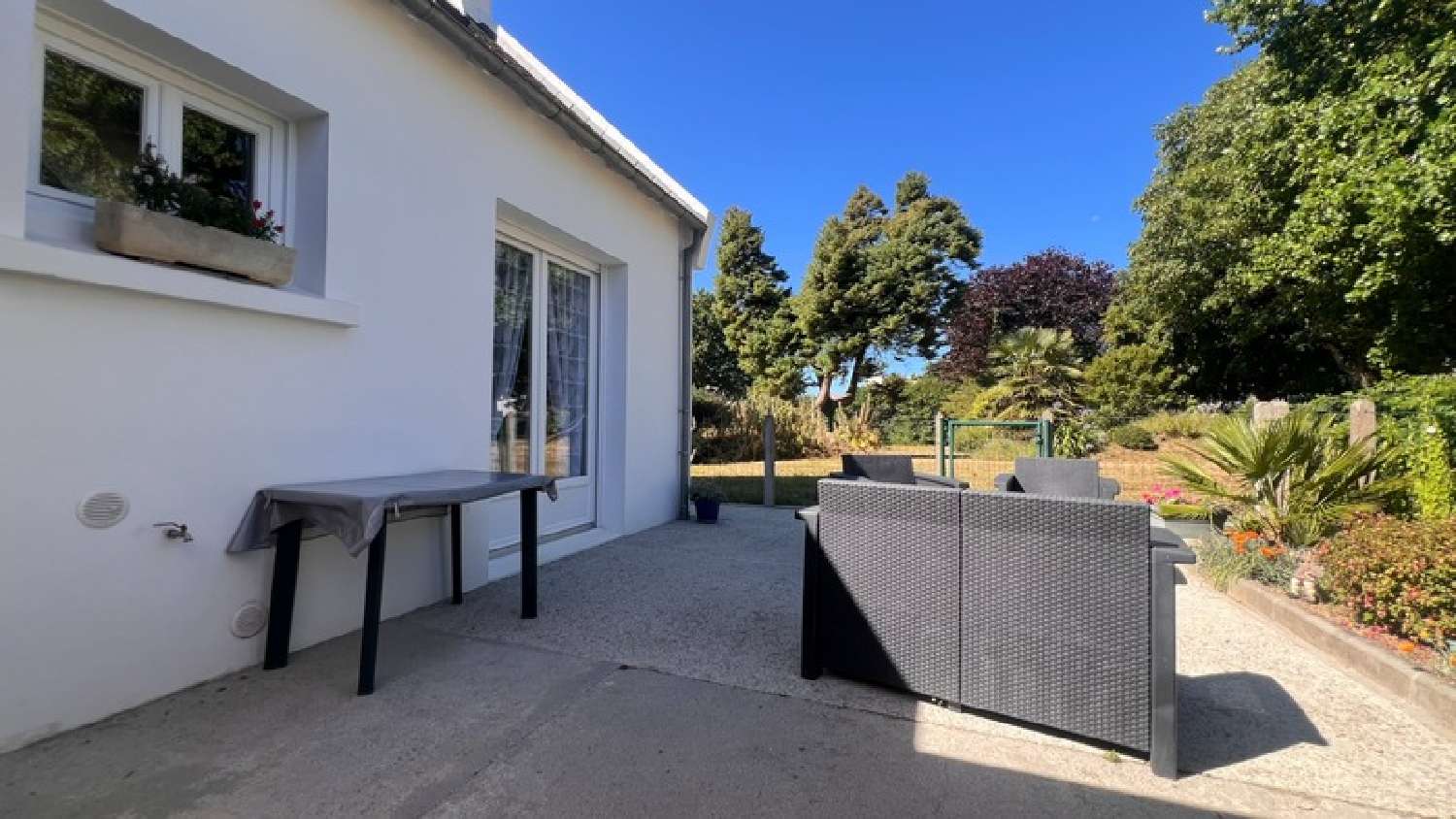 for sale village house Plomodiern Finistère 4