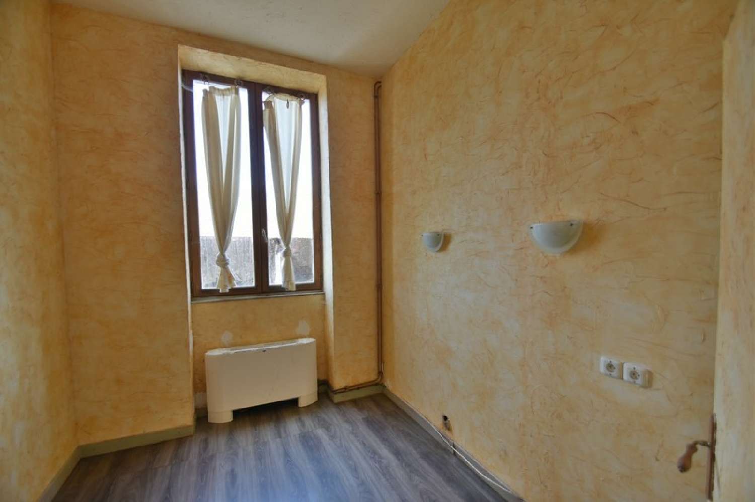 à vendre maison de village Saint-Clément-de-Vers Rhône 6