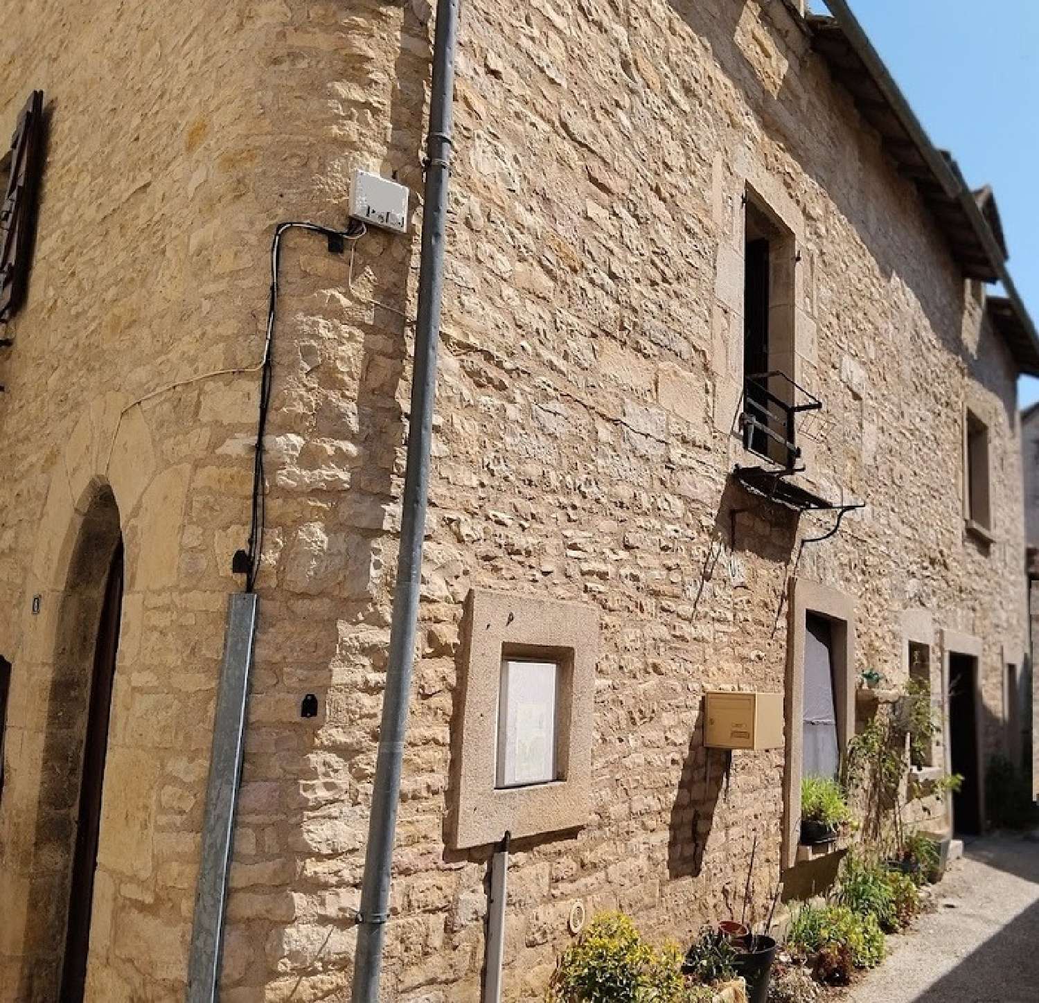 à vendre maison de village Villeneuve Aveyron 1
