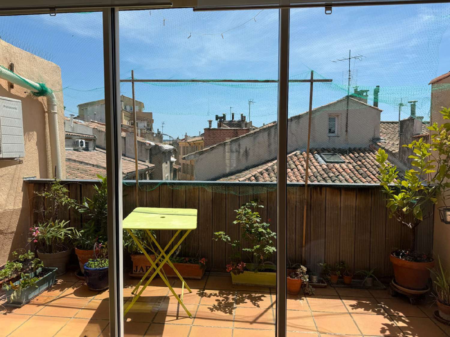 à vendre appartement Aix-en-Provence Bouches-du-Rhône 2