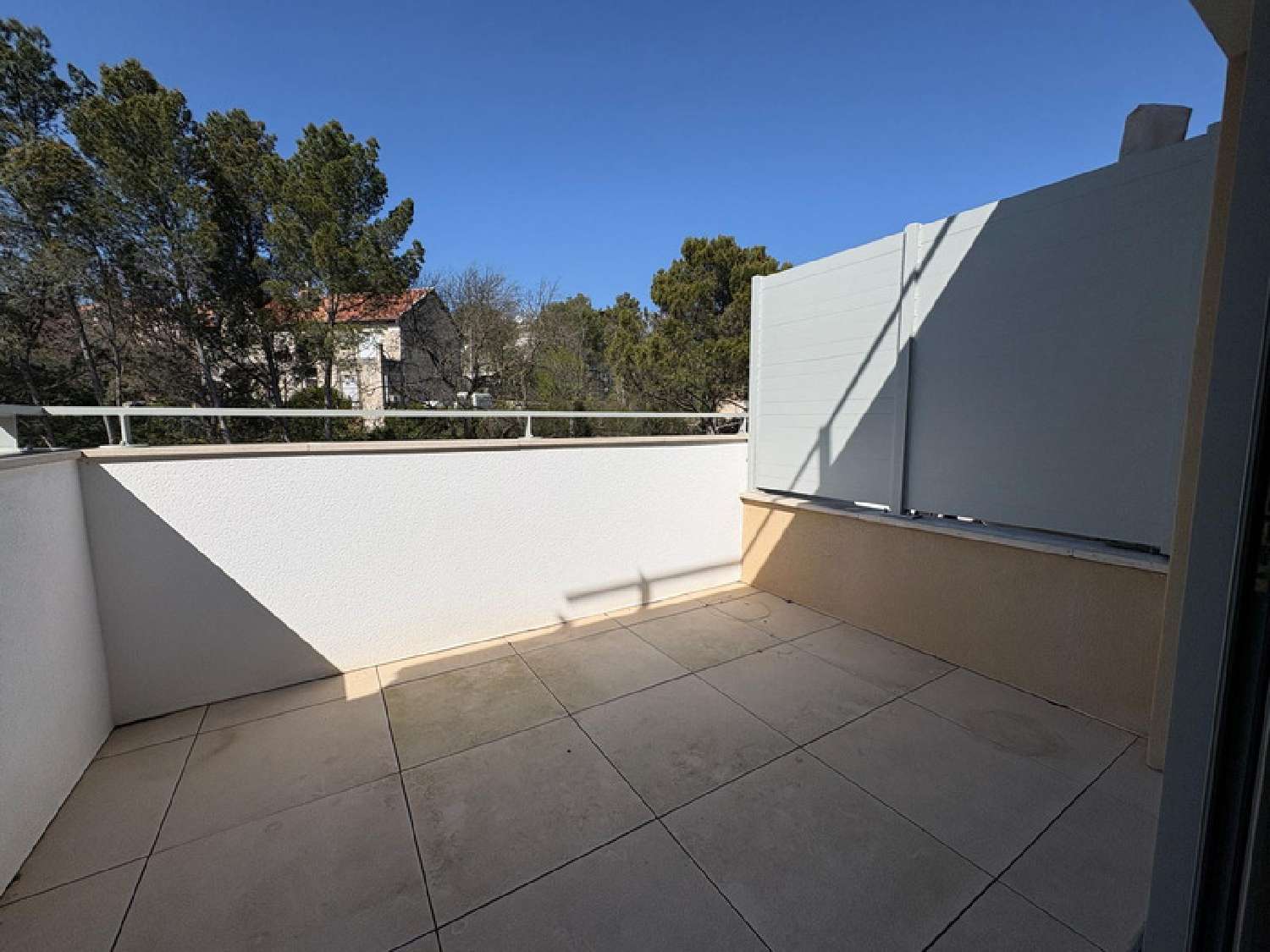 à vendre appartement Aix-en-Provence Bouches-du-Rhône 2