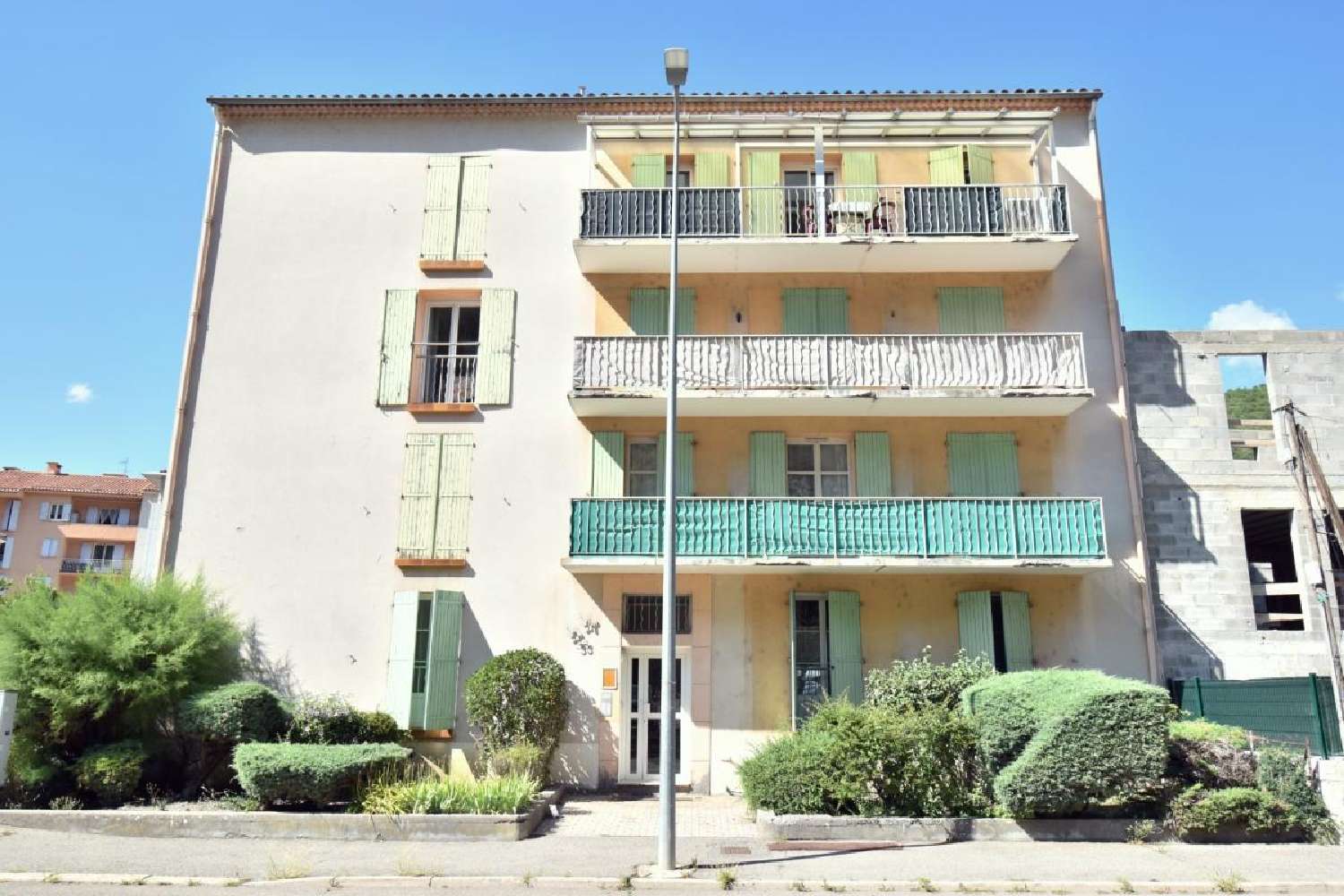  à vendre appartement Digne-Les-Bains Alpes-de-Haute-Provence 2