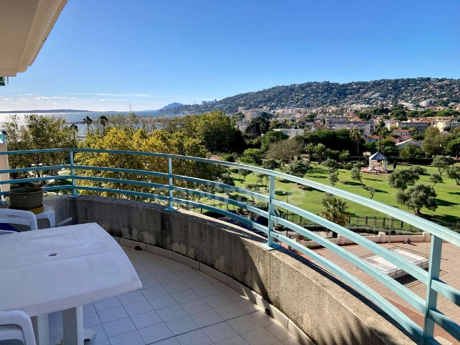 à vendre appartement Juan-les-Pins Alpes-Maritimes 6