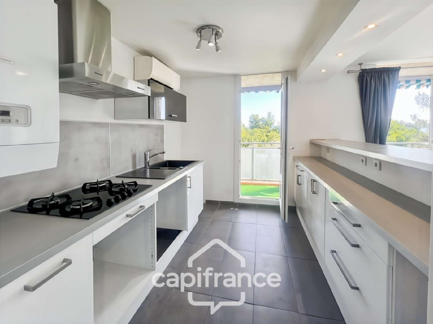 à vendre appartement La Ciotat Bouches-du-Rhône 2