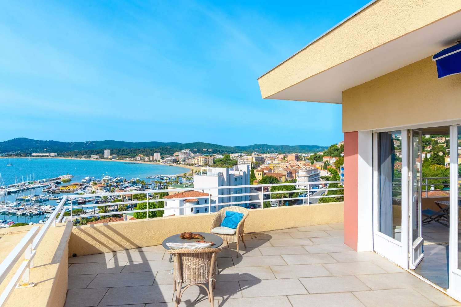 for sale apartment Le Lavandou Var 2