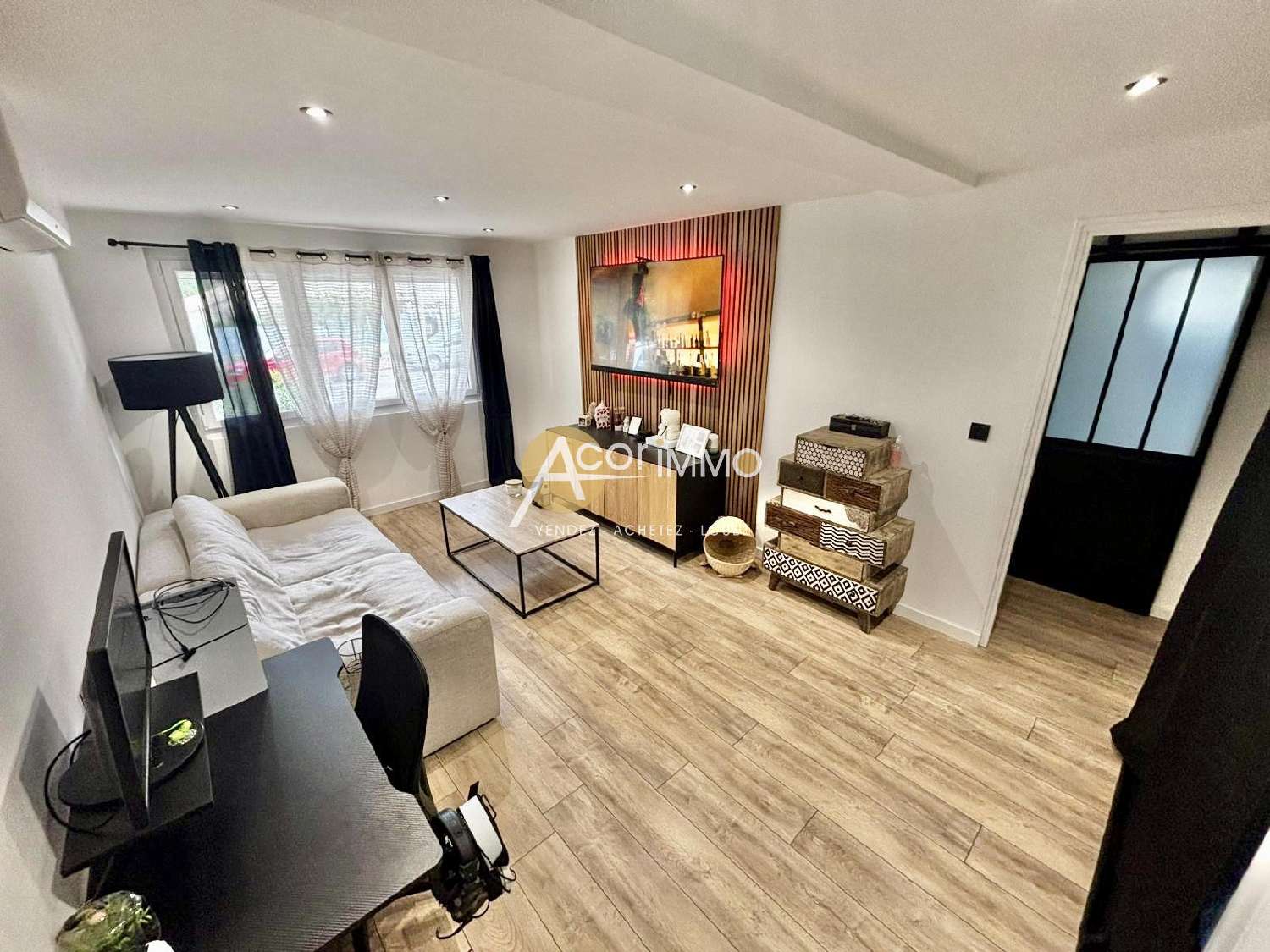 à vendre appartement Le Revest-les-Eaux Var 1