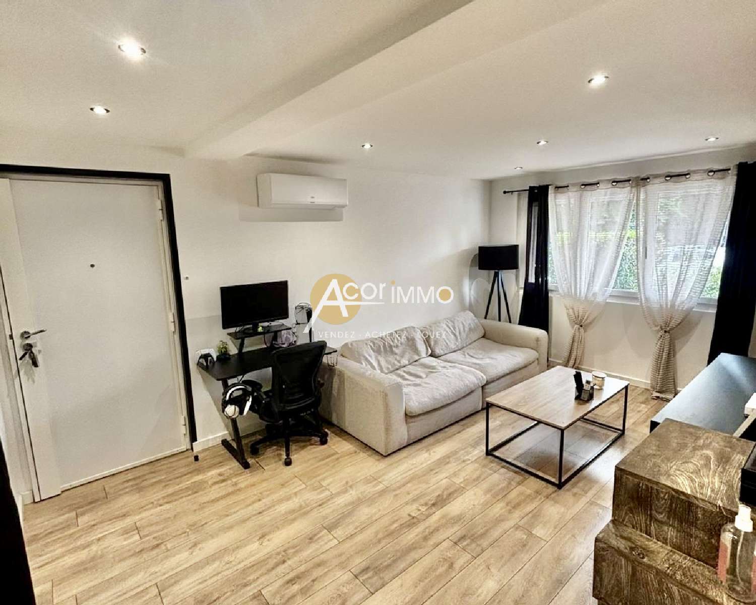 à vendre appartement Le Revest-les-Eaux Var 2
