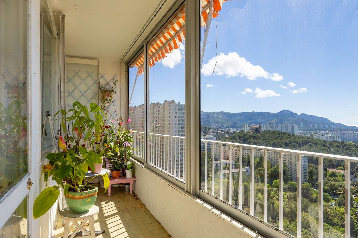 for sale apartment Marseille 9e Arrondissement Bouches-du-Rhône 2