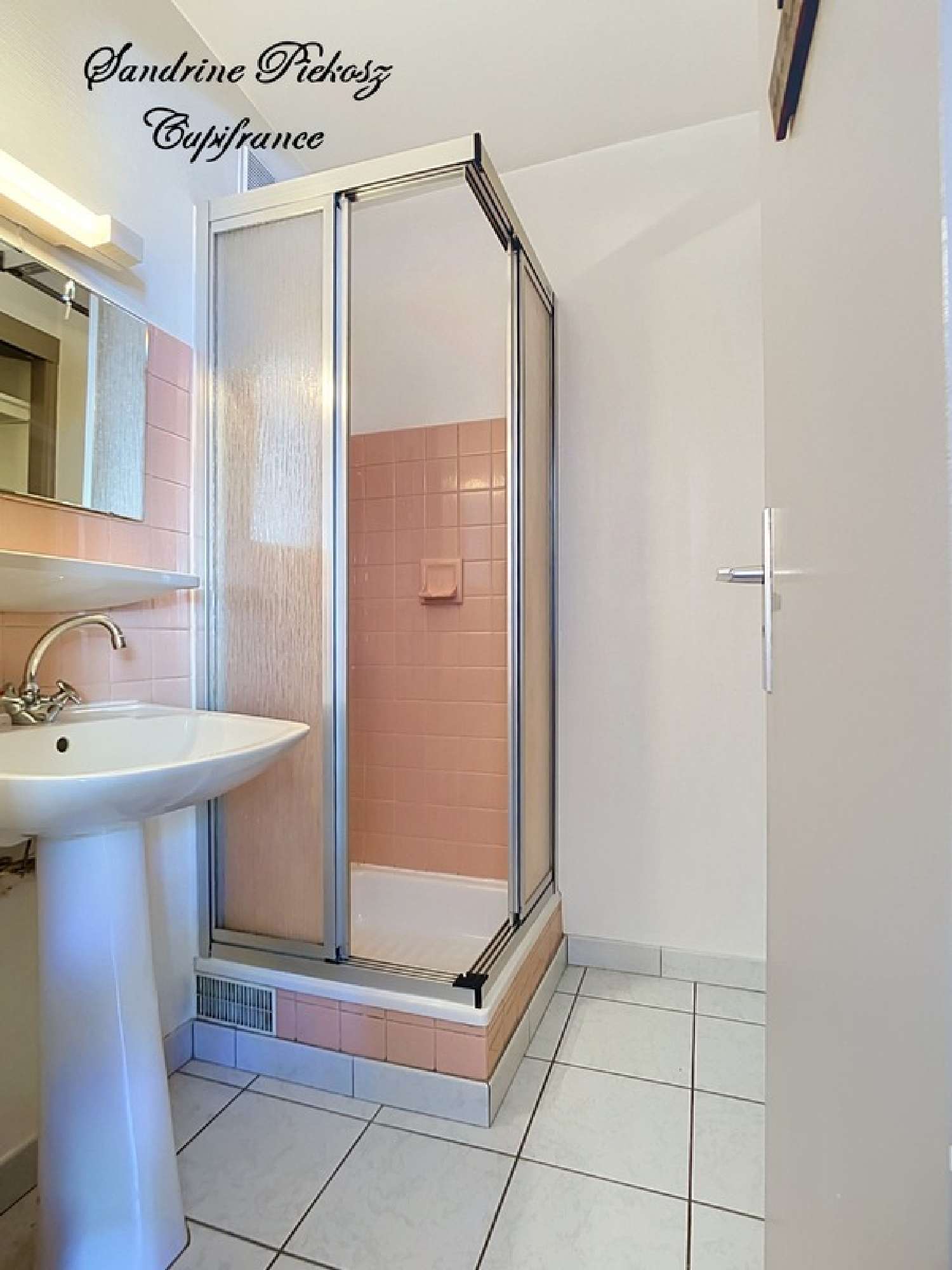  à vendre appartement Mont-de-Lans Isère 2