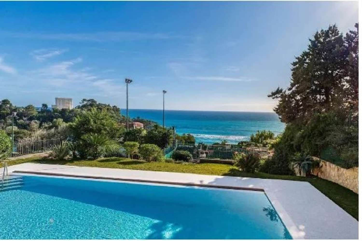 à vendre appartement Roquebrune-Cap-Martin Alpes-Maritimes 5
