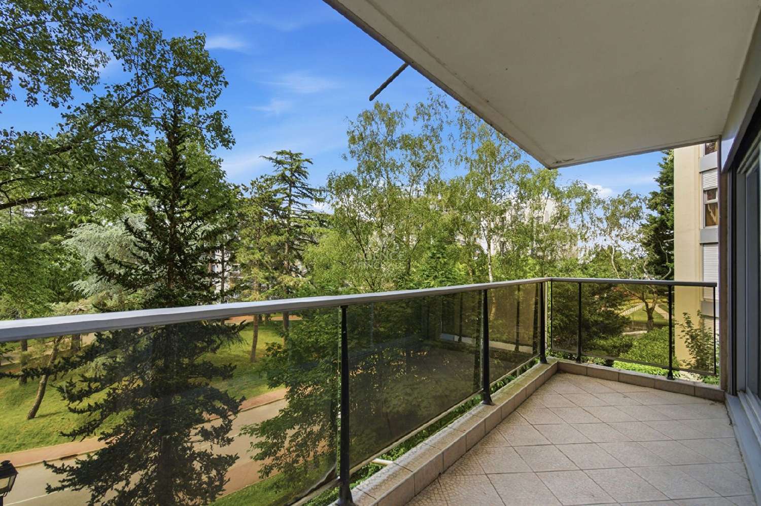 à vendre appartement Saint-Germain-en-Laye Yvelines 1