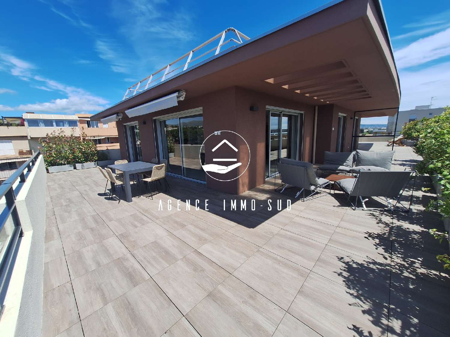 à vendre appartement Saint-Laurent-du-Var Alpes-Maritimes 1