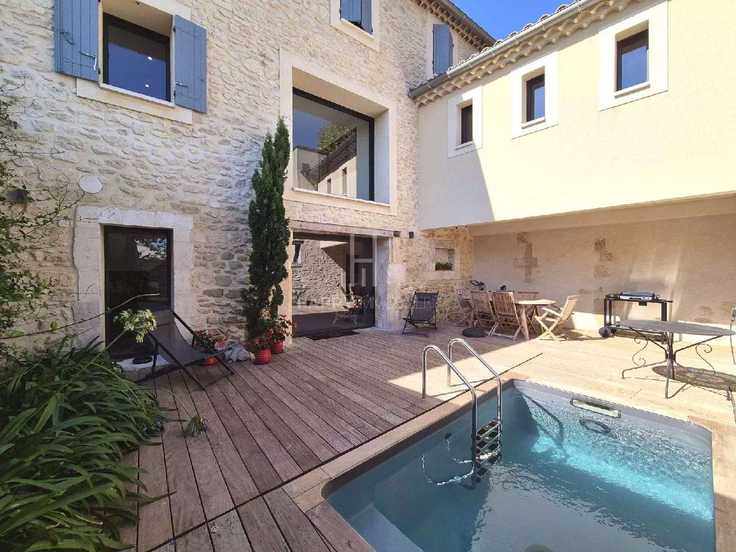 à vendre appartement Saint-Rémy-de-Provence Bouches-du-Rhône 1