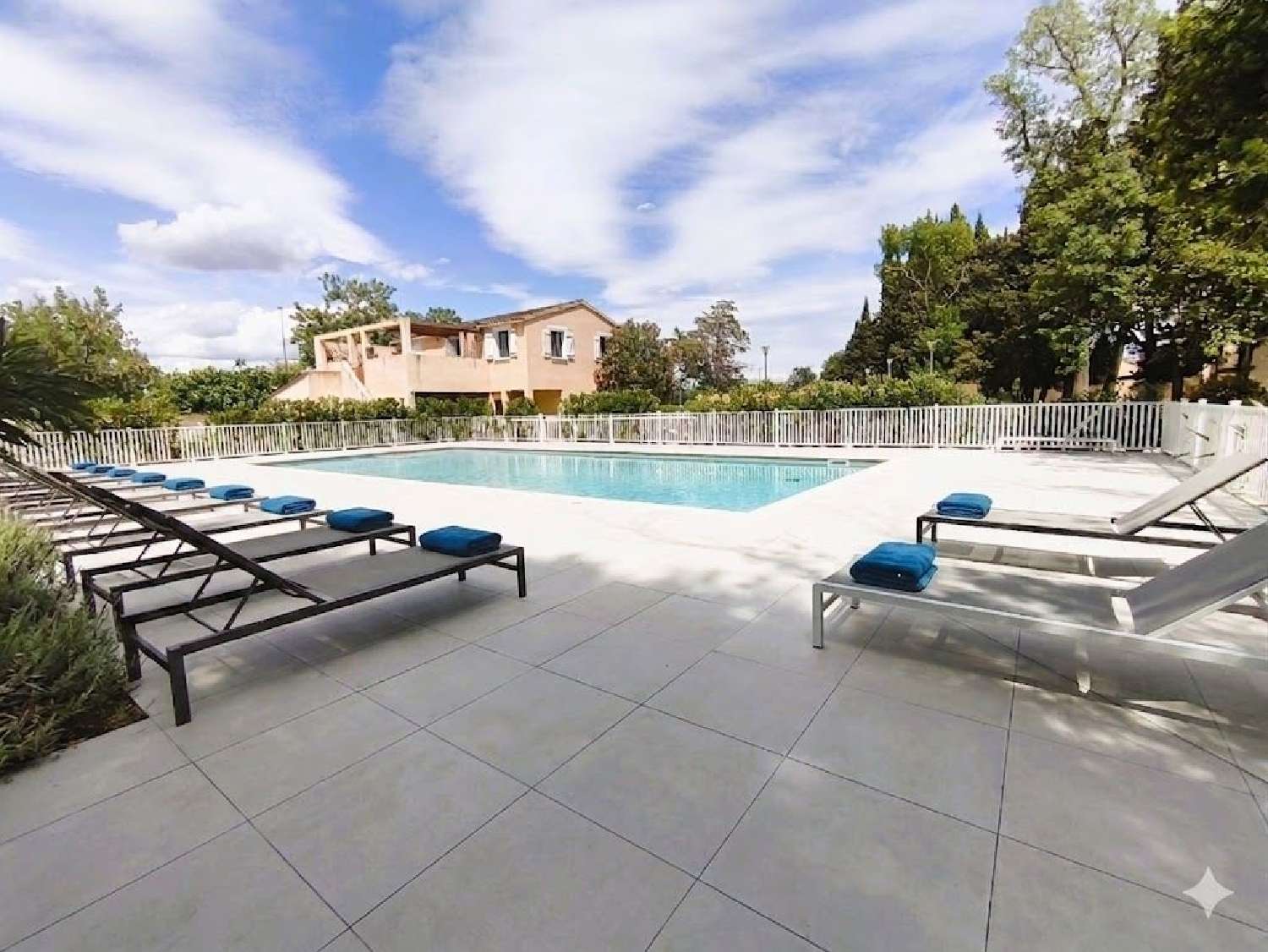 à vendre appartement Saint-Rémy-de-Provence Bouches-du-Rhône 1