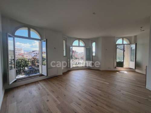 Tarbes Hautes-Pyrénées apartment foto 7388909