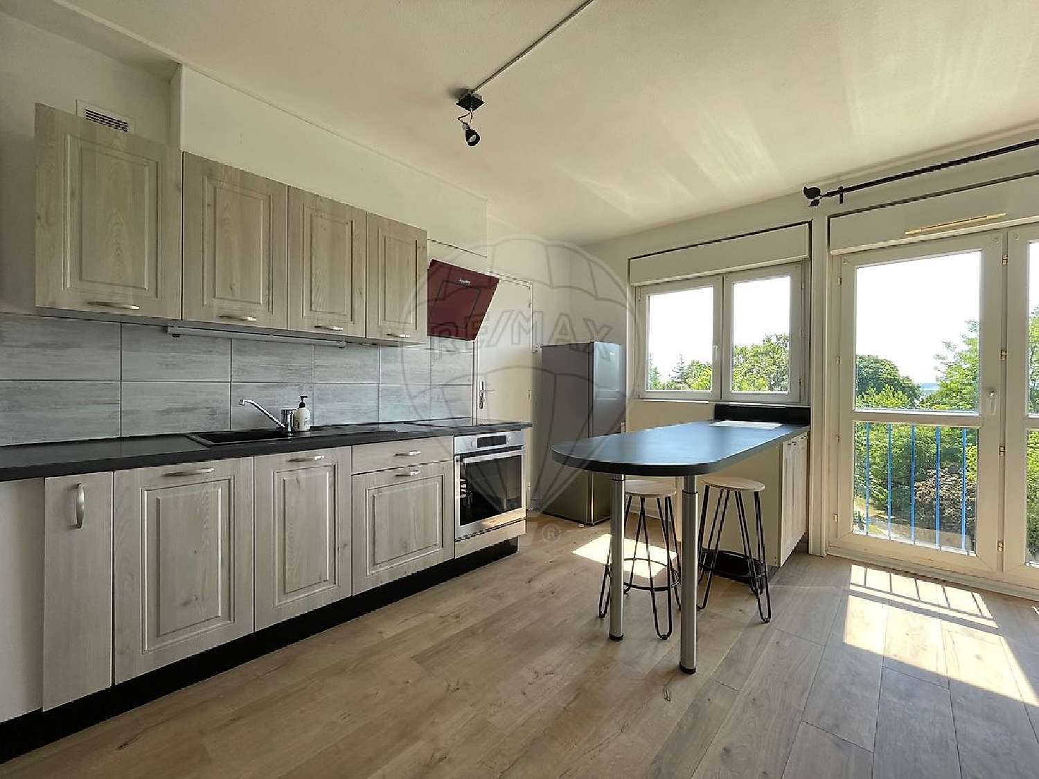  à vendre appartement Troyes Aube 2