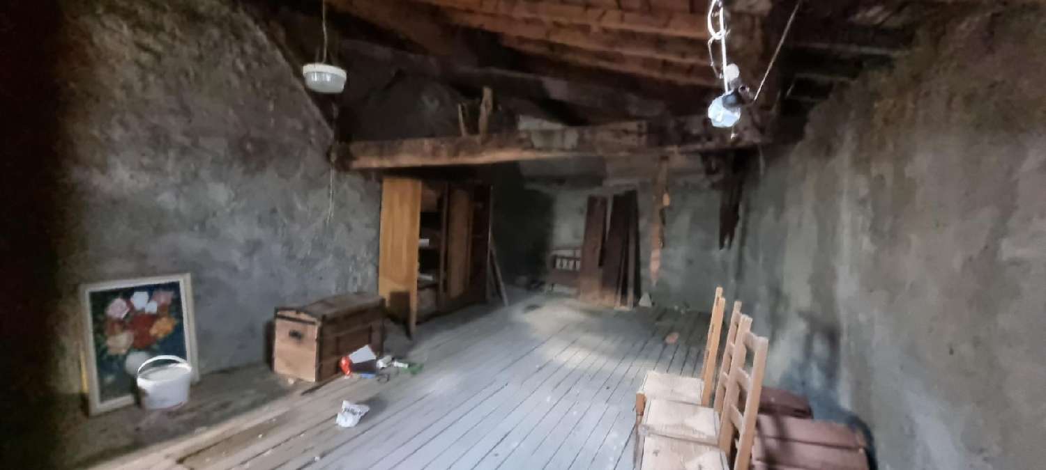  à vendre grange Chauriat Puy-de-Dôme 2