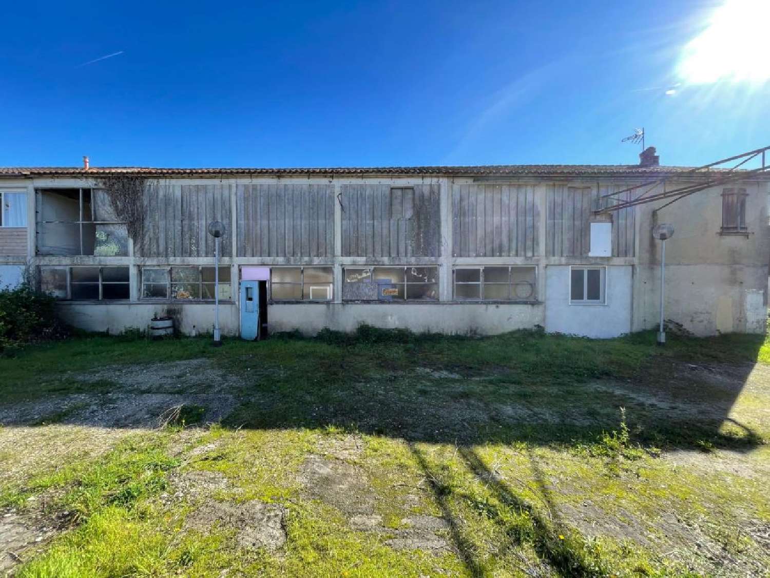  te koop schuur L'Isle-d'Espagnac Charente 7