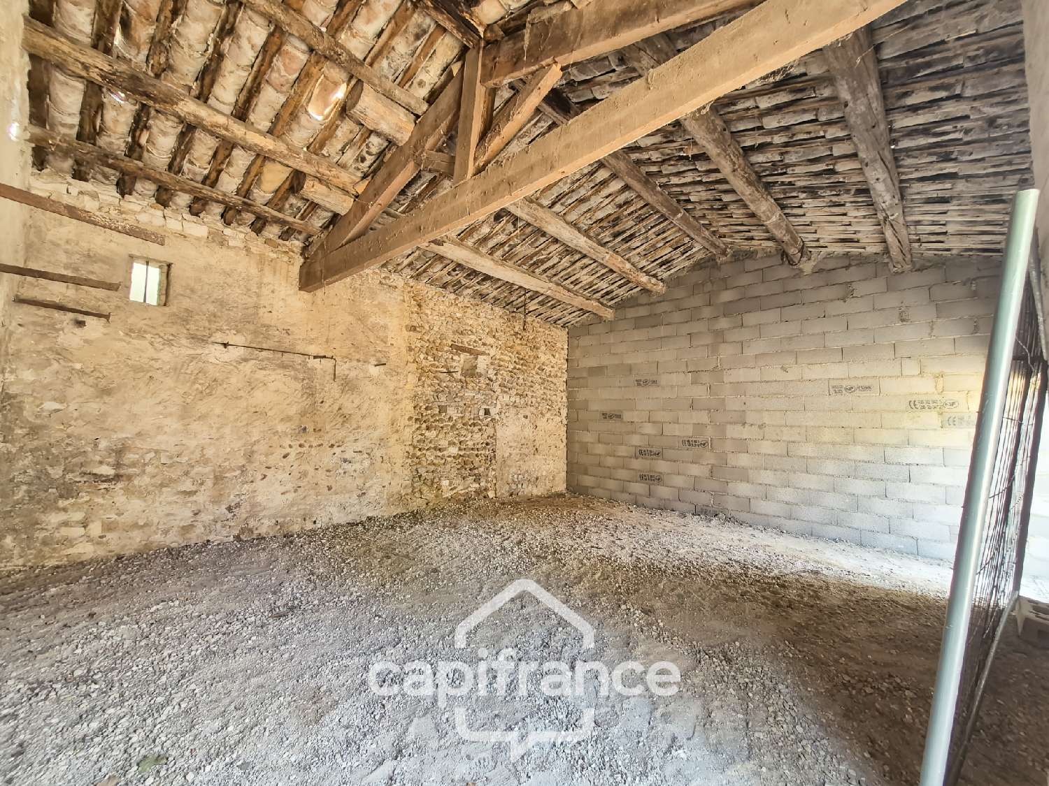 à vendre grange Saint-Geniès-de-Comolas Gard 2