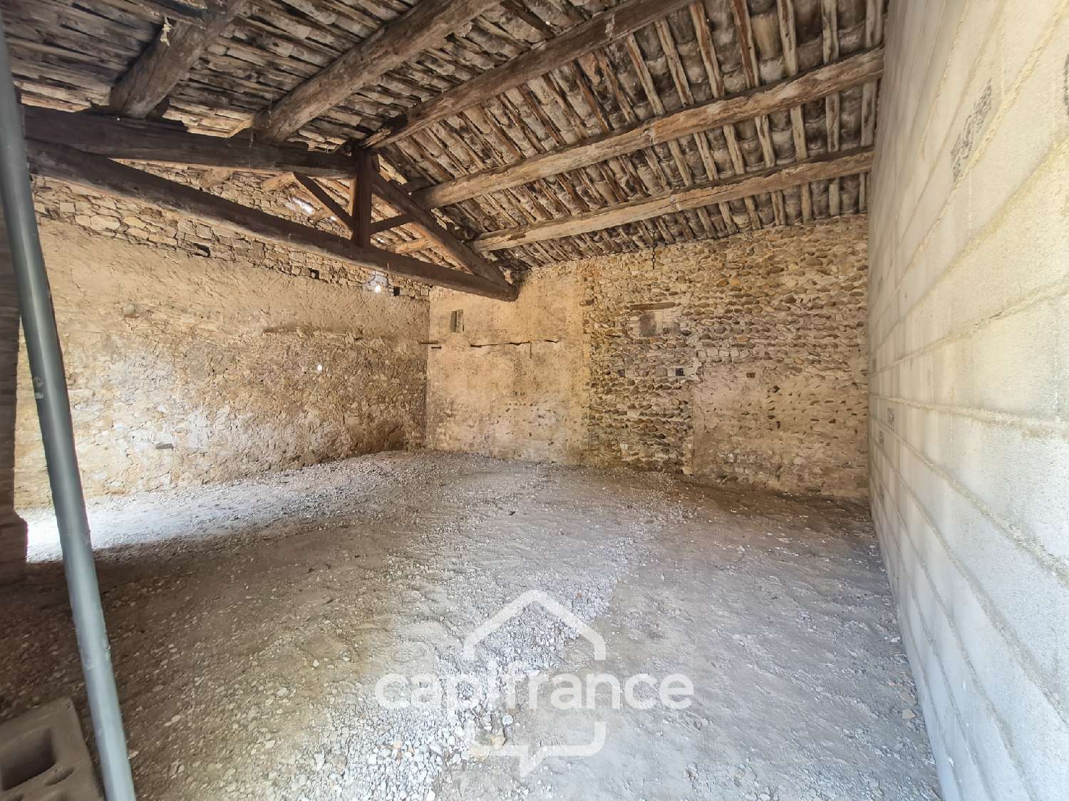 à vendre grange Saint-Geniès-de-Comolas Gard 3