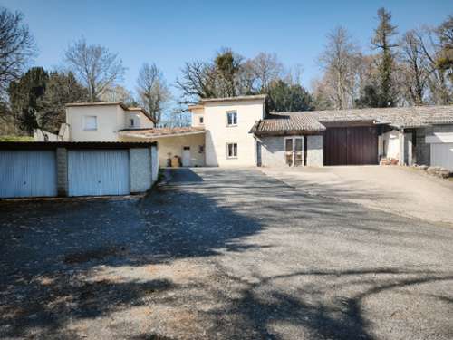 Bourbonne-les-Bains Haute-Marne batiment foto 7395400