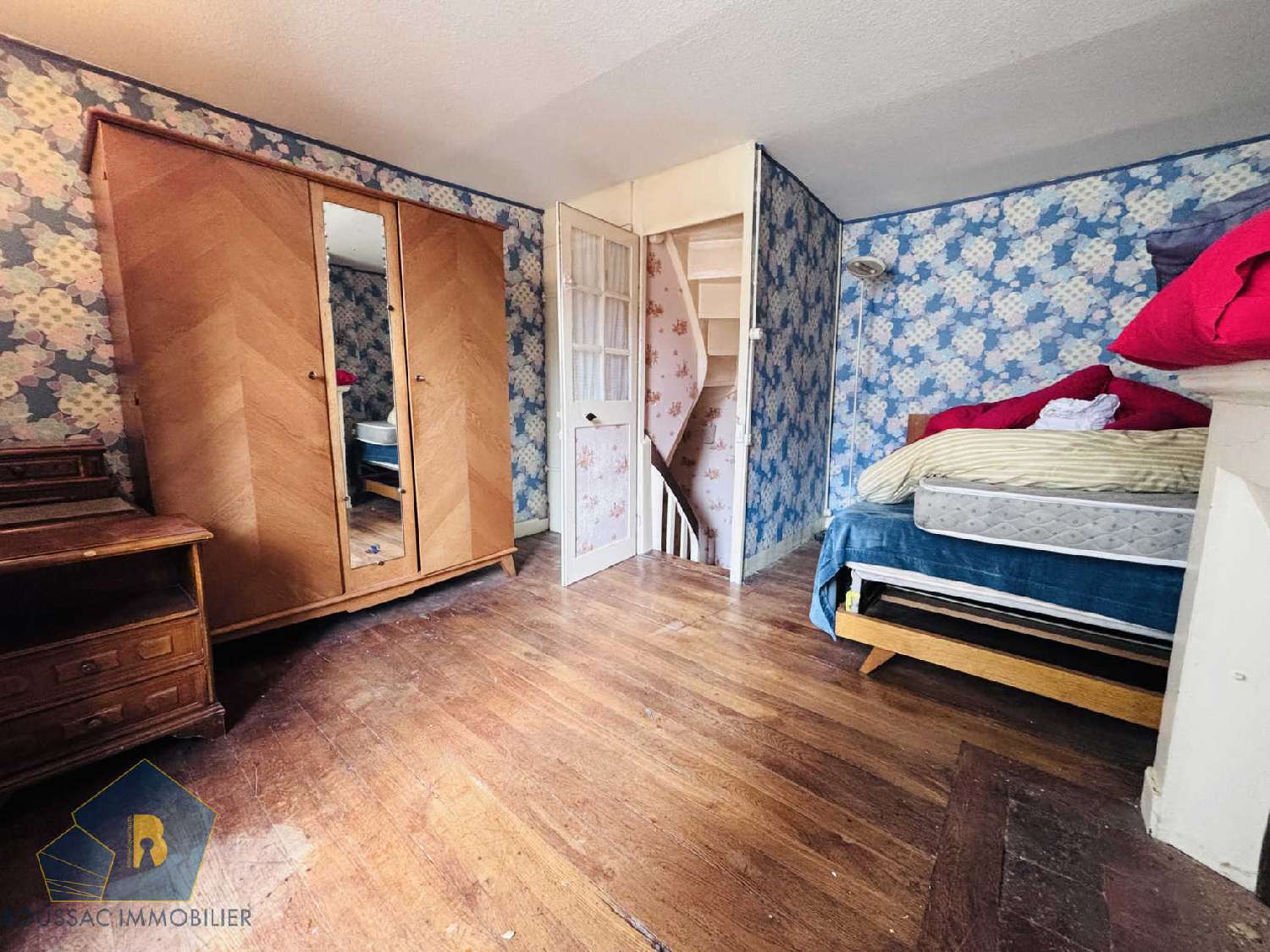 te koop gebouw Boussac Creuse 7