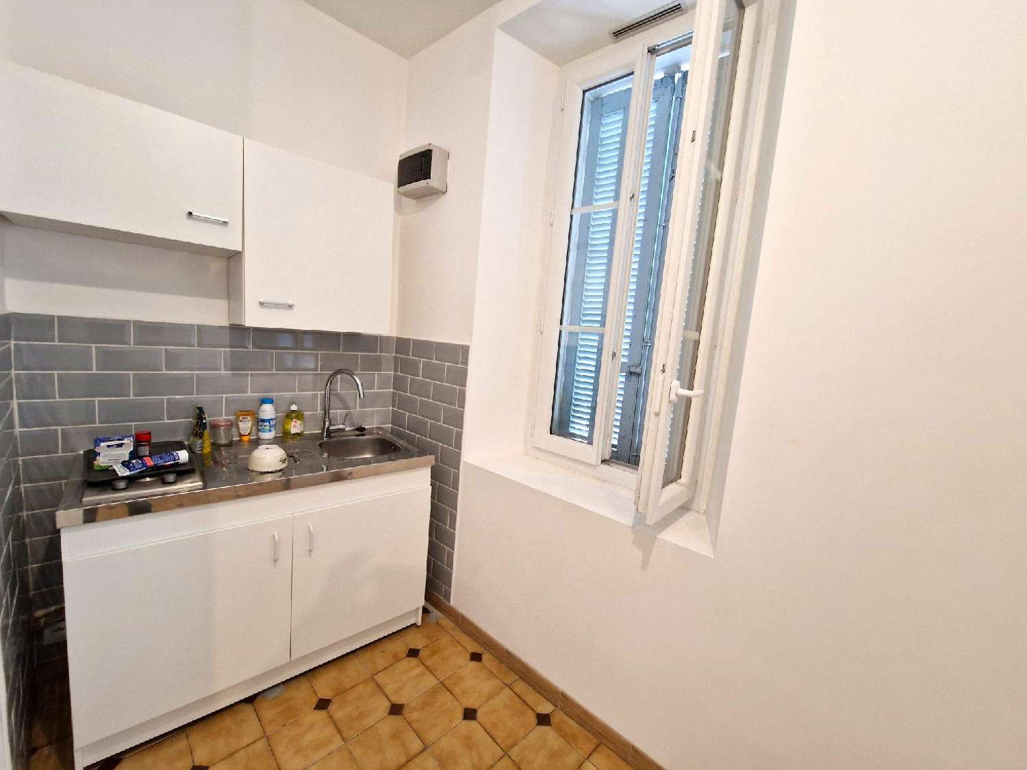 à vendre batiment La Seyne-sur-Mer Var 3