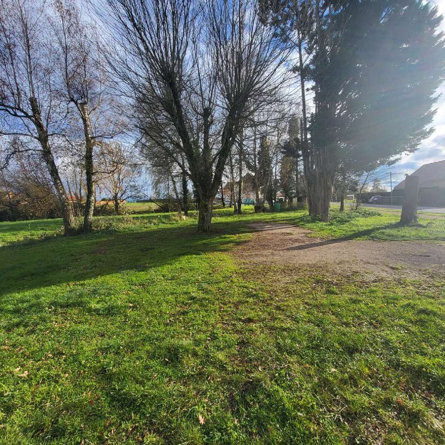 for sale building Lux Saône-et-Loire 3