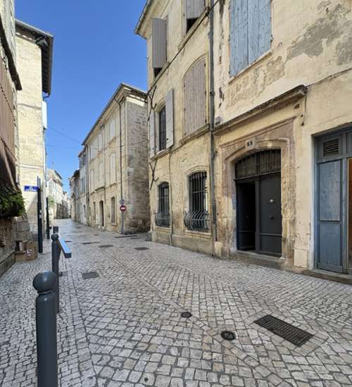 Tarascon Bouches-du-Rhône building foto 7384521