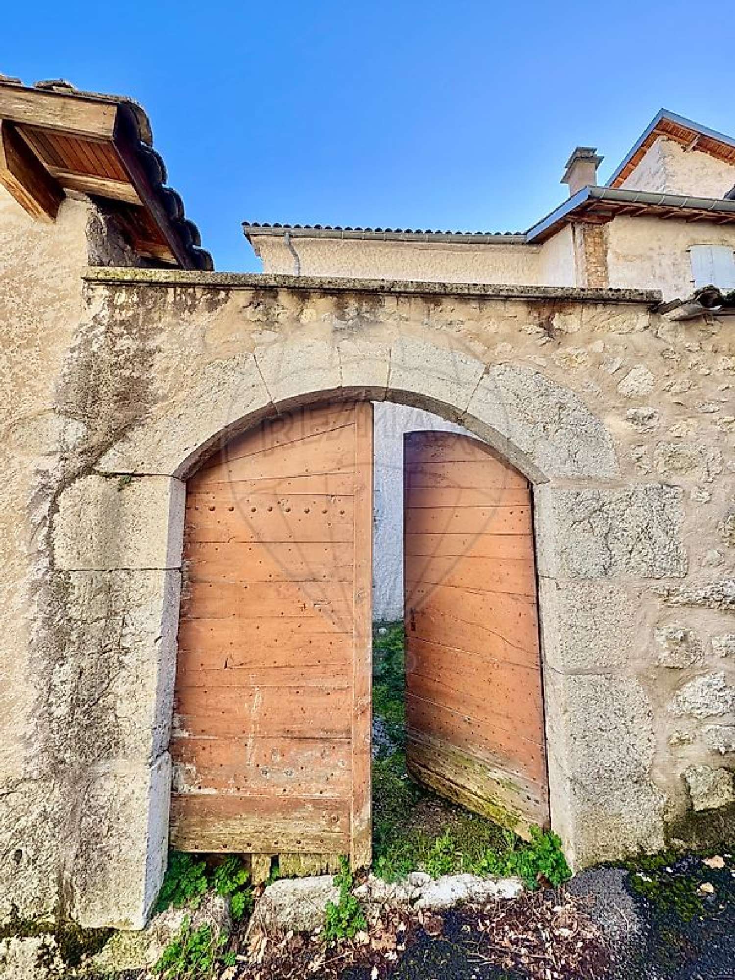 à vendre château La Beaume Hautes-Alpes 3