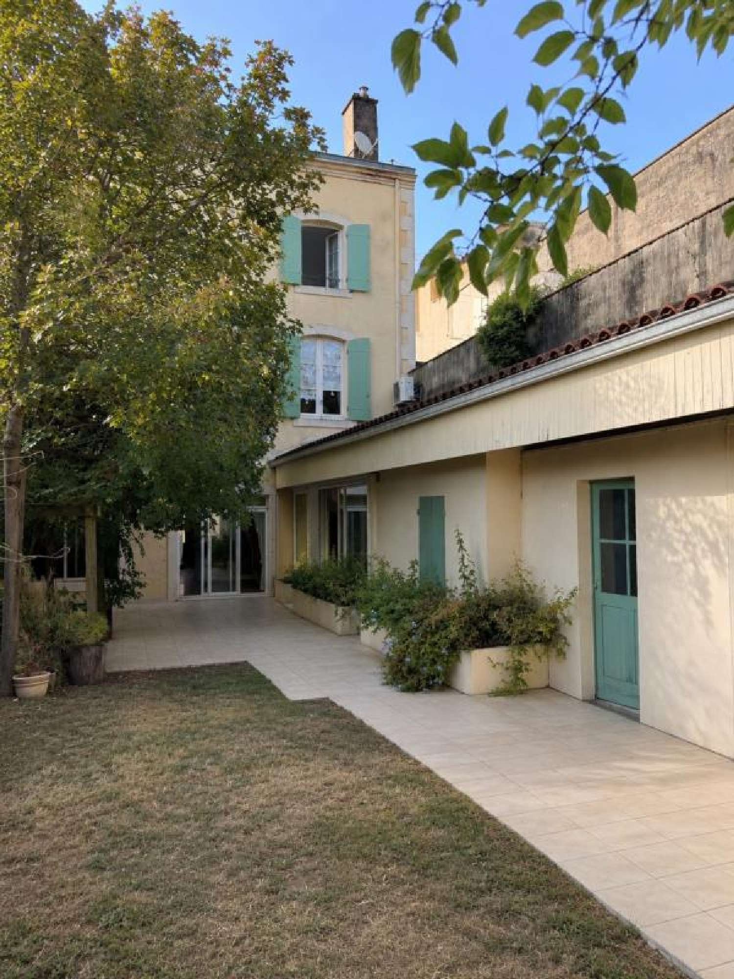  for sale city house Sainte-Livrade-sur-Lot Lot-et-Garonne 1