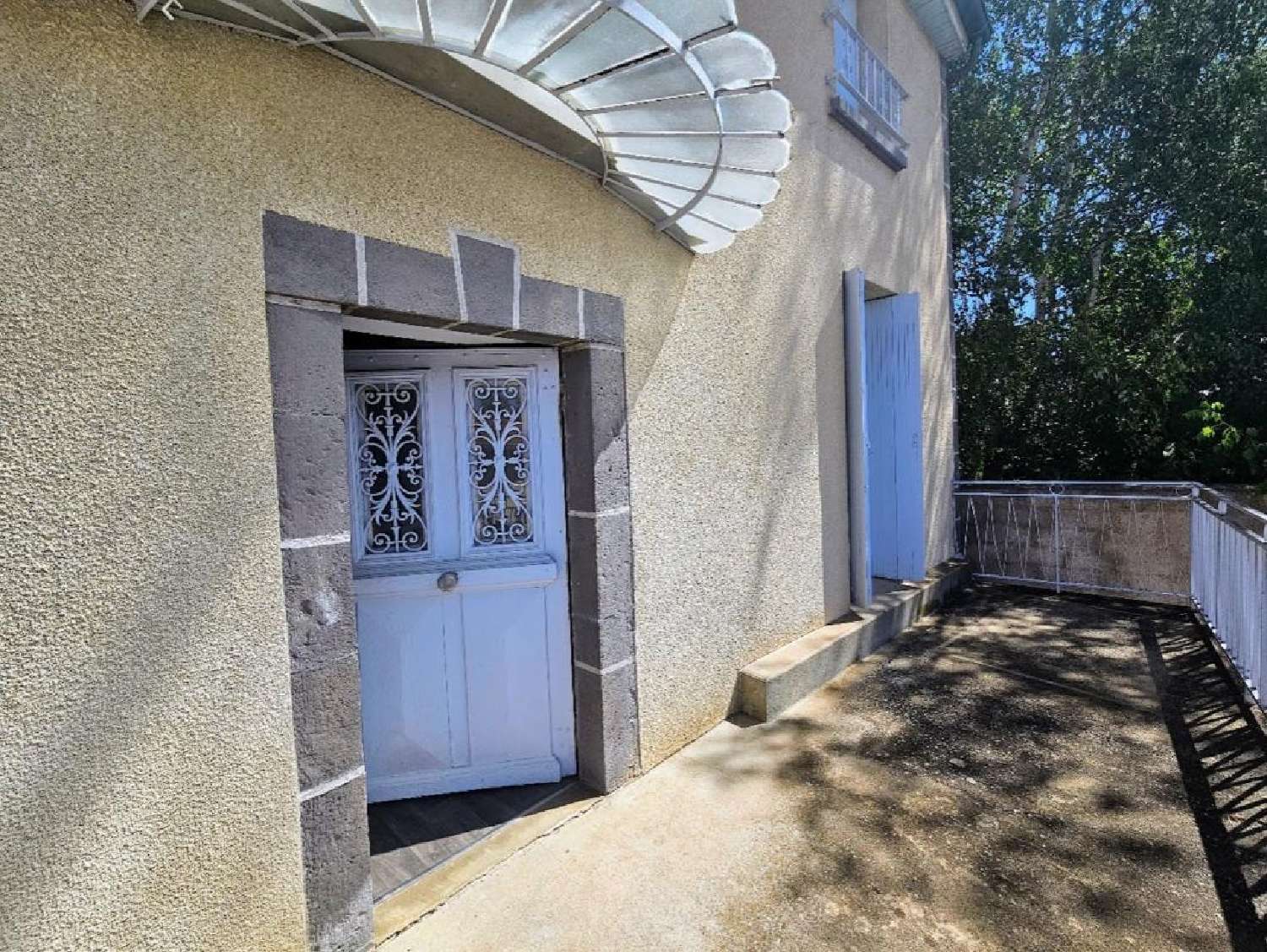 te koop stadshuis Vertaizon Puy-de-Dôme 3