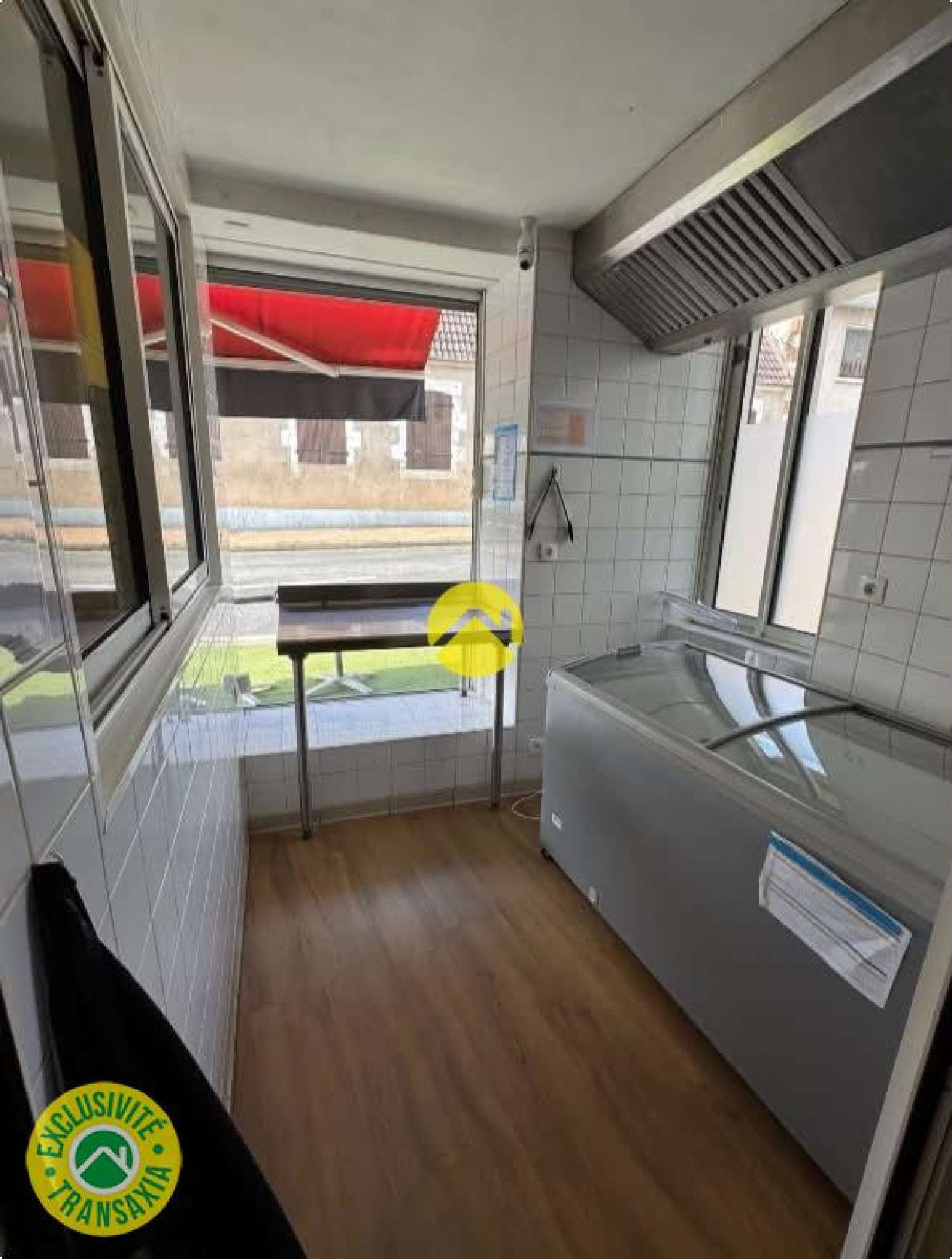  en venta local comercial Cours-les-Barres Cher 8