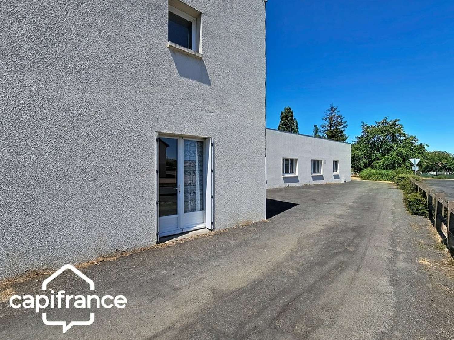 te koop bedrijfsruimte/ kantoor Thouars Deux-Sèvres 3