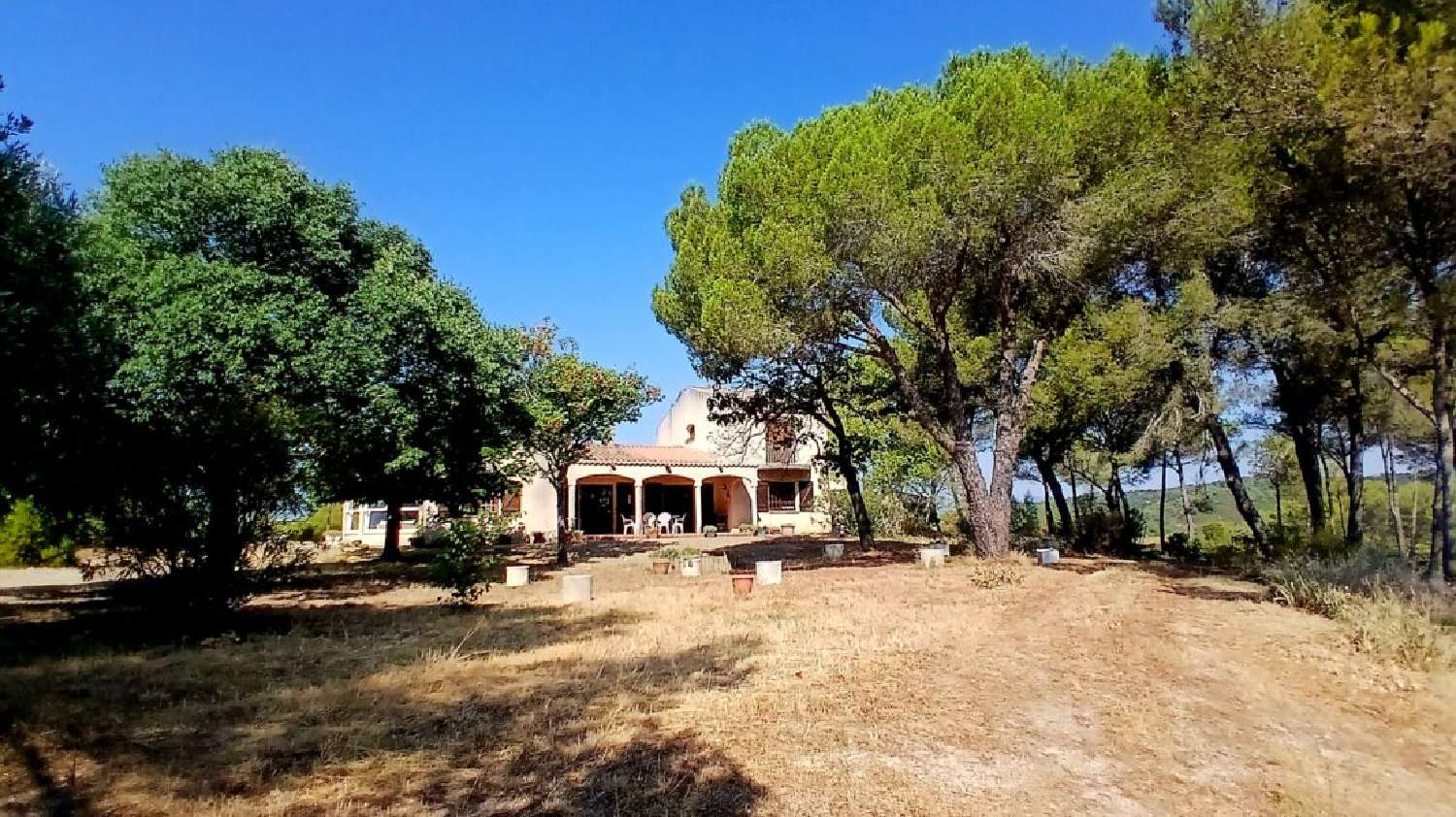 te koop vrijstaand Corneilhan Hérault 1
