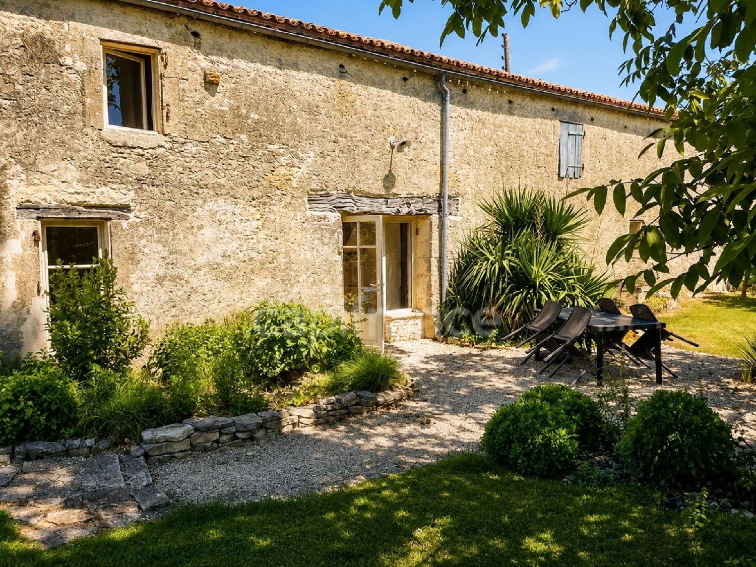  à vendre propriété Asnières-la-Giraud Charente-Maritime 2