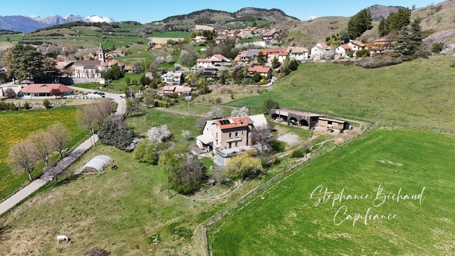 à vendre propriété Jarjayes Hautes-Alpes 3