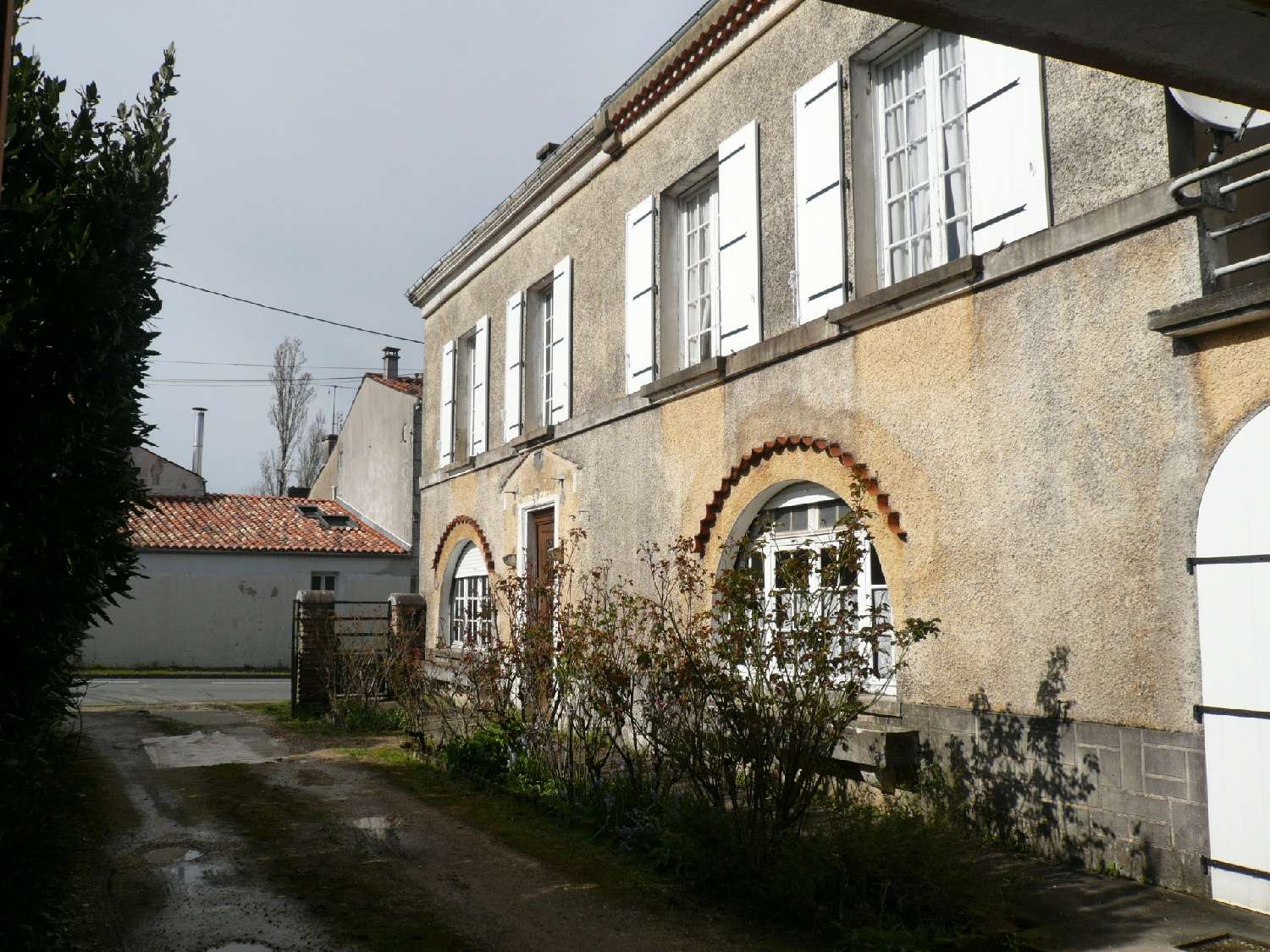 à vendre ferme Burie Charente-Maritime 2