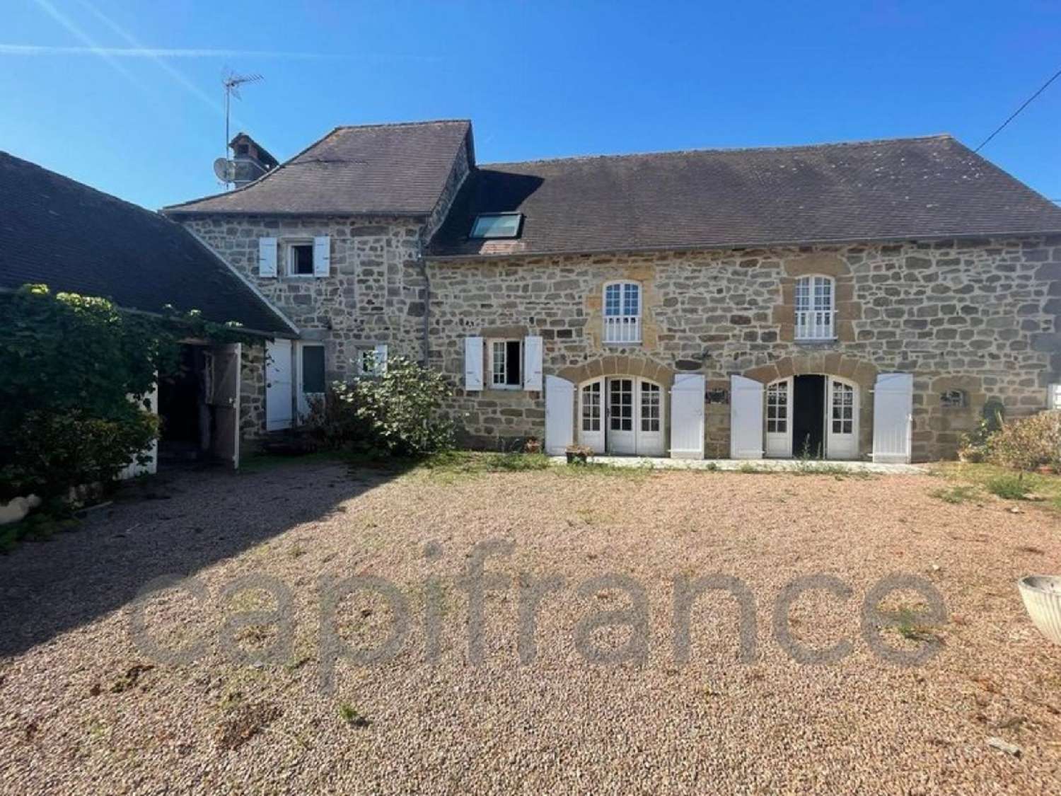 te koop boerderij Curemonte Corrèze 4