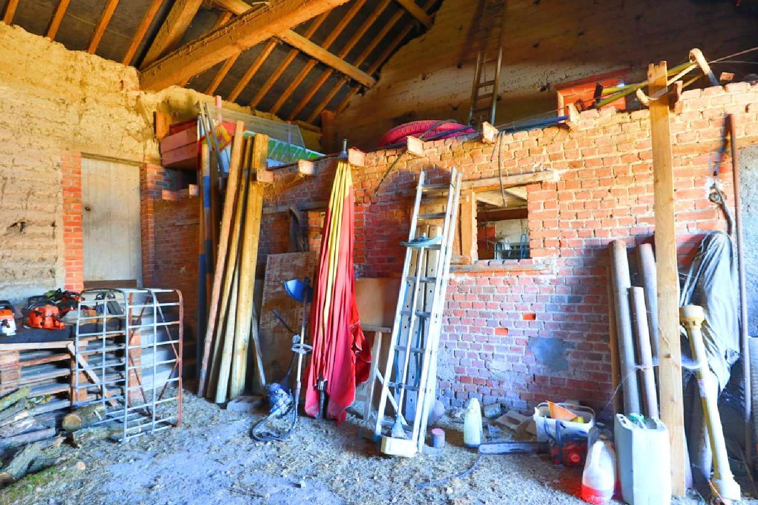 te koop boerderij Roanne Loire 3