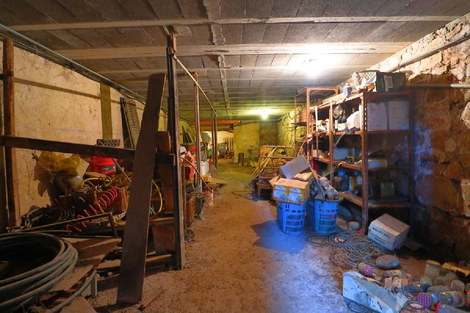 te koop boerderij Roanne Loire 6