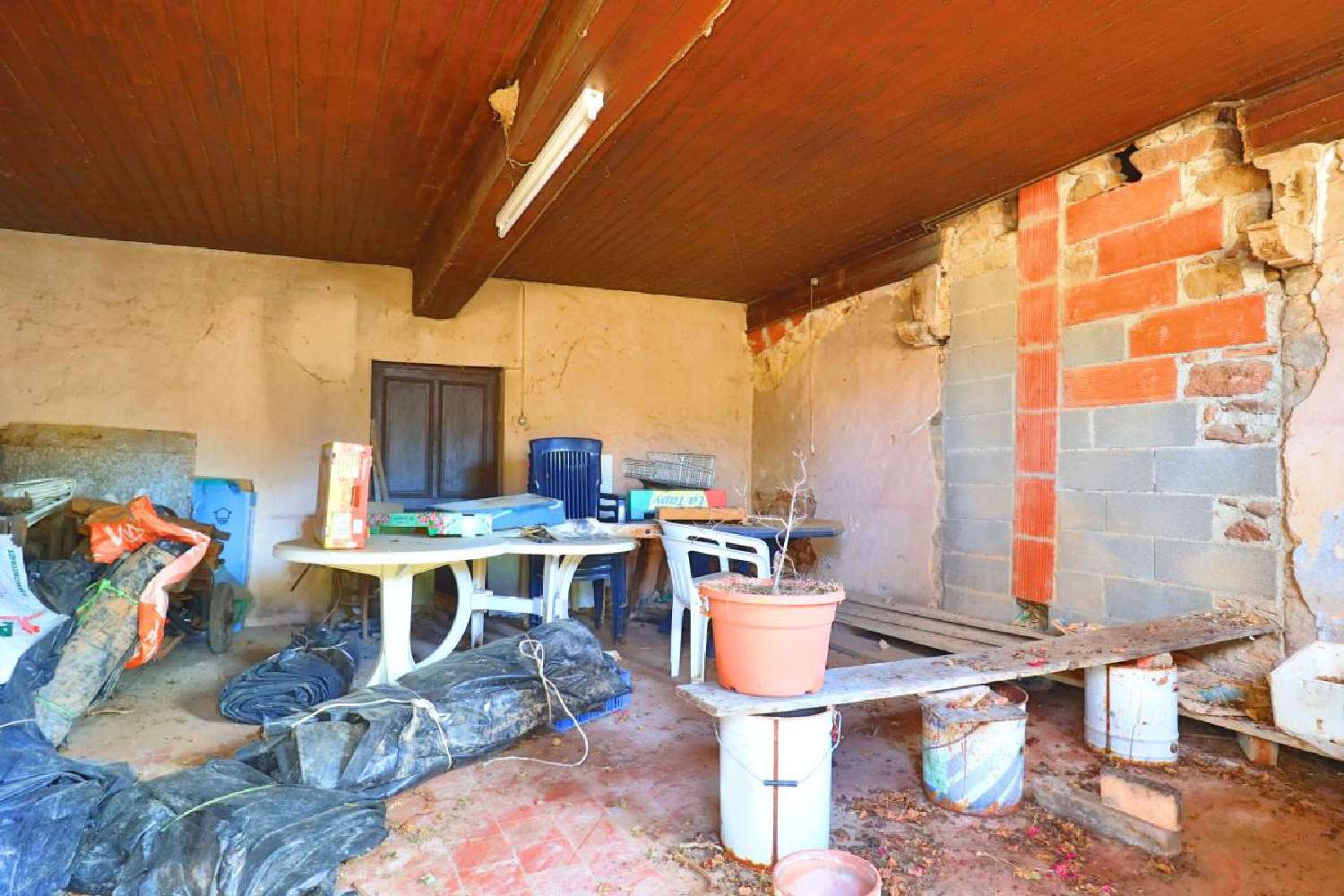 te koop boerderij Roanne Loire 8