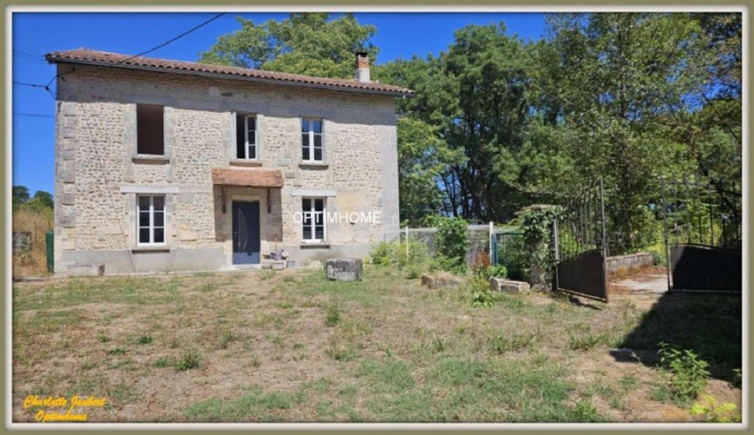 for sale farm Saint-Laurent-de-Belzagot Charente 2
